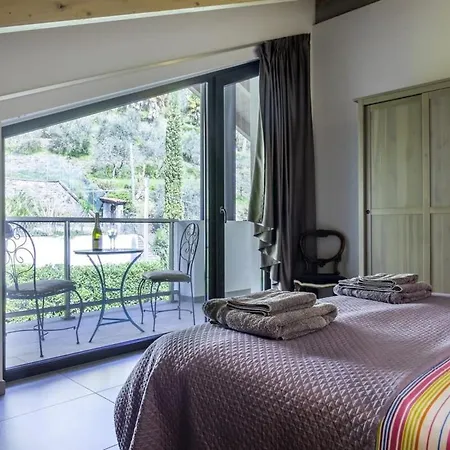 Maggiore Apartament Lesa